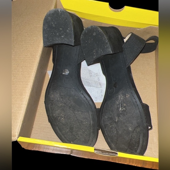 Liz Claiborne Strap Heels from JC Penny in Black #heels #jcpenny #work #office - Picture 3 of 4